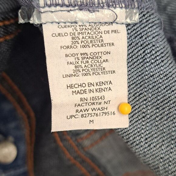 Daisy Fuentes Women's Denim Jacket Dirty Blue Long Sleeve Button Classic Sz Med - Picture 8 of 8